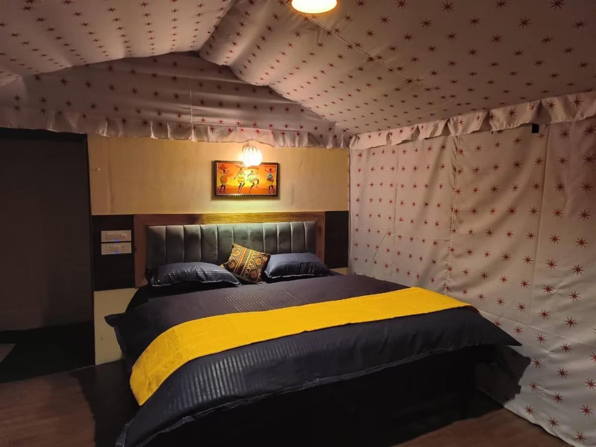 Riverside Glamping By Stayapart X Elephant Brook Bijni Esterno foto
