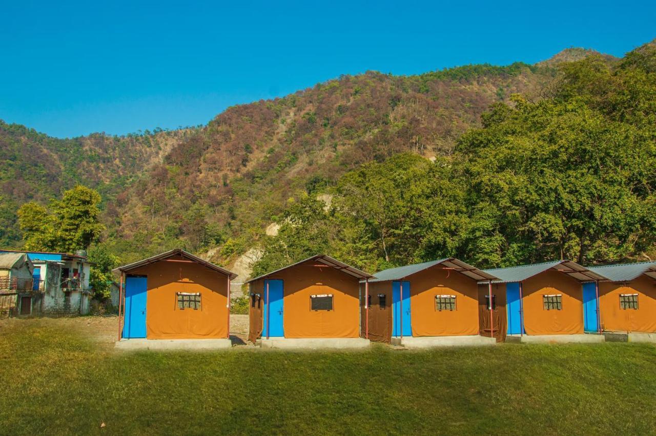 Riverside Glamping By Stayapart X Elephant Brook Bijni Esterno foto