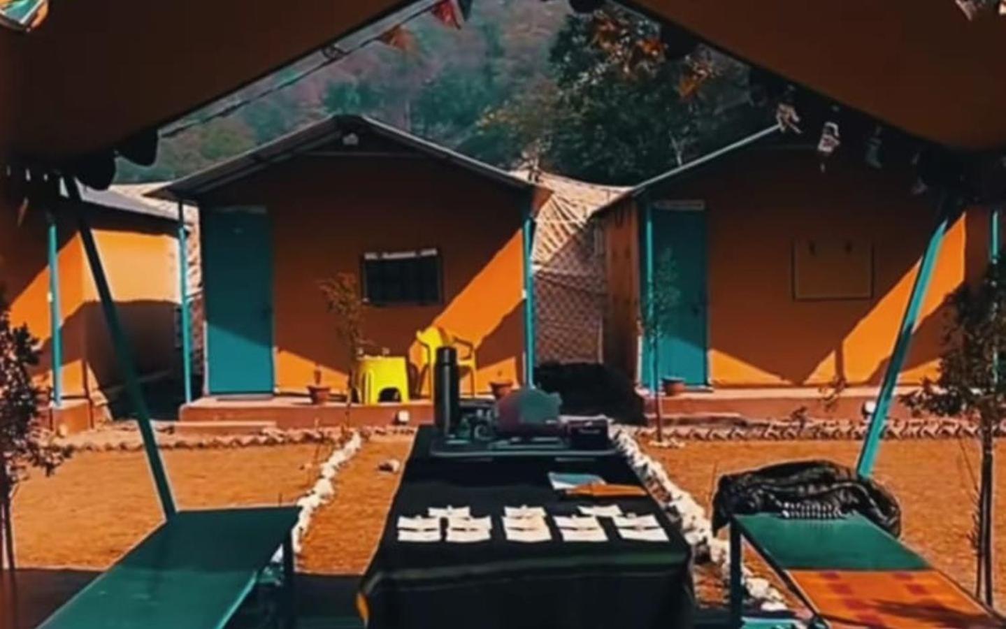Riverside Glamping By Stayapart X Elephant Brook Bijni Esterno foto