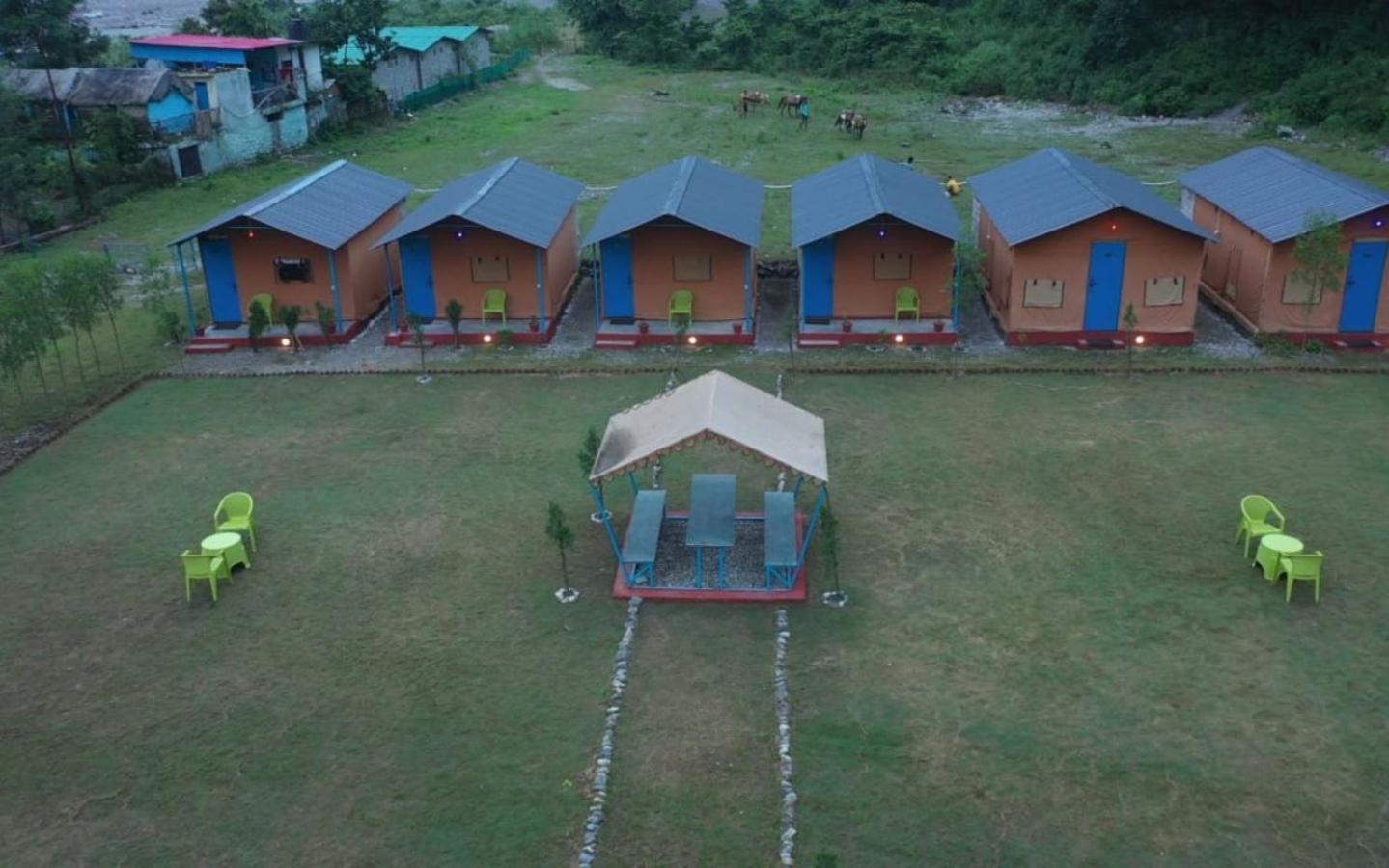 Riverside Glamping By Stayapart X Elephant Brook Bijni Esterno foto