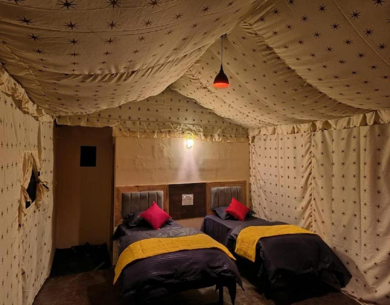 Riverside Glamping By Stayapart X Elephant Brook Bijni Esterno foto